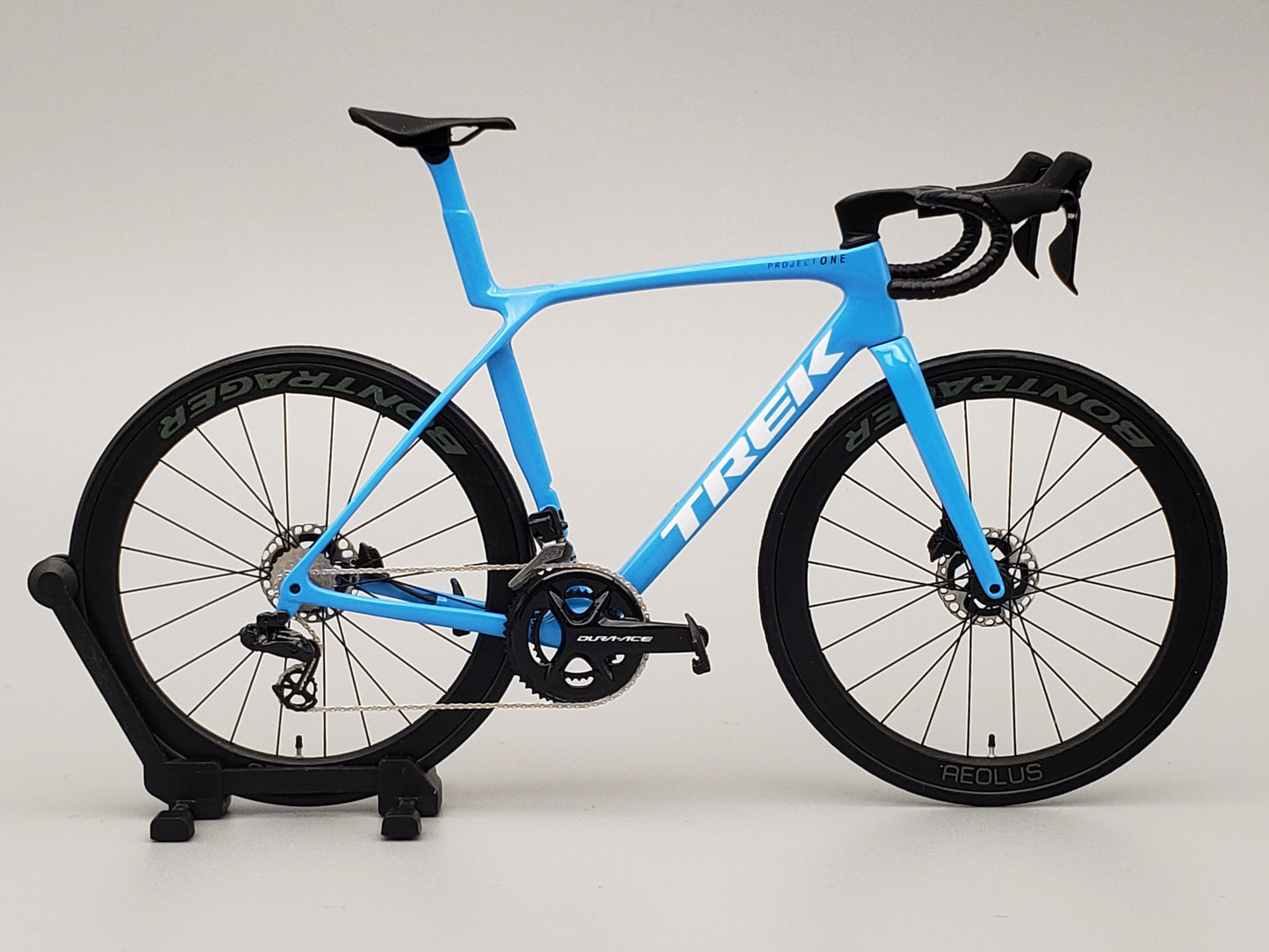 Hobbitbike 1/12 Road Bike Model Kit - HB01-0024 - TREK Madone Gen8